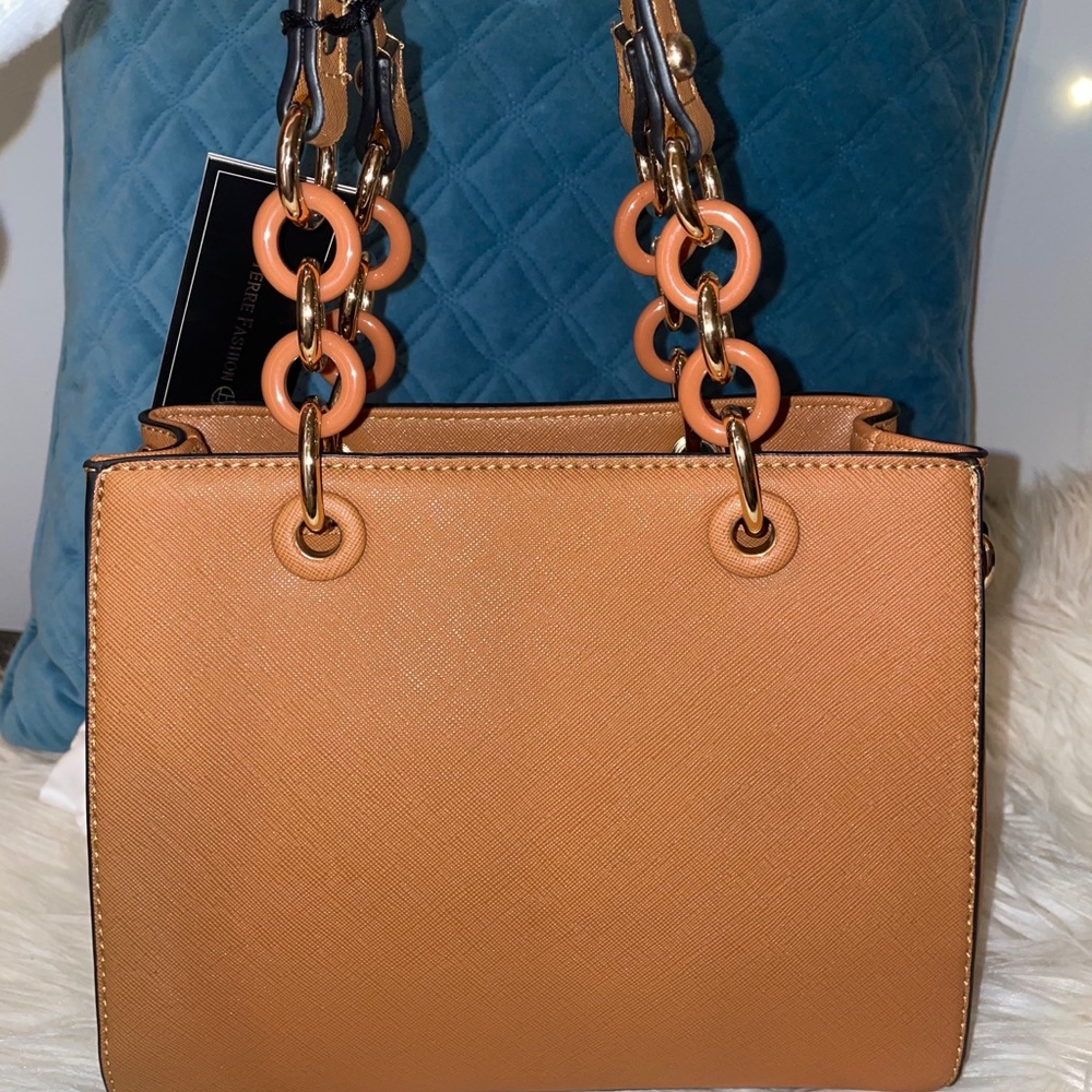 La Terre Brown bag